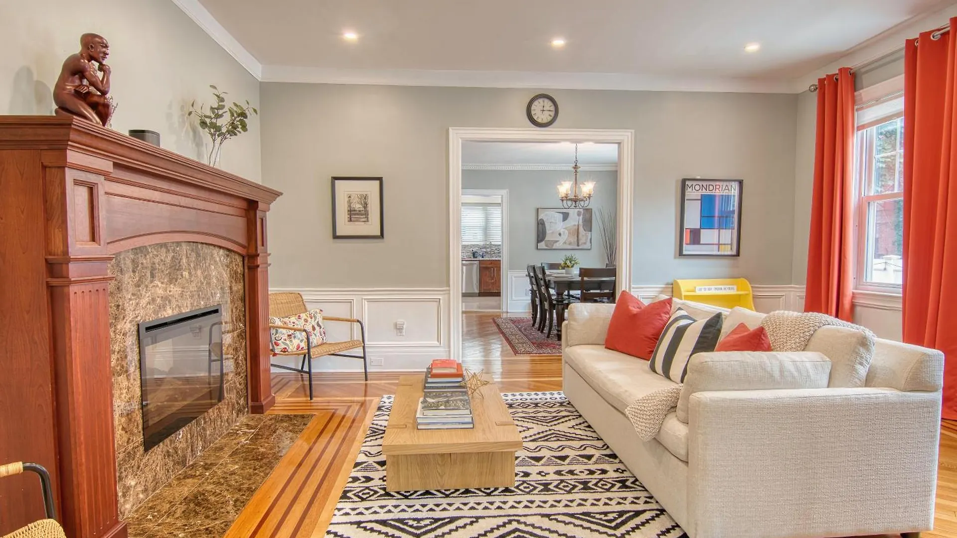 4 Bedroom, 2 Bath, King Beds, Outdoor Space, Grill, Free Parking, Nice Area