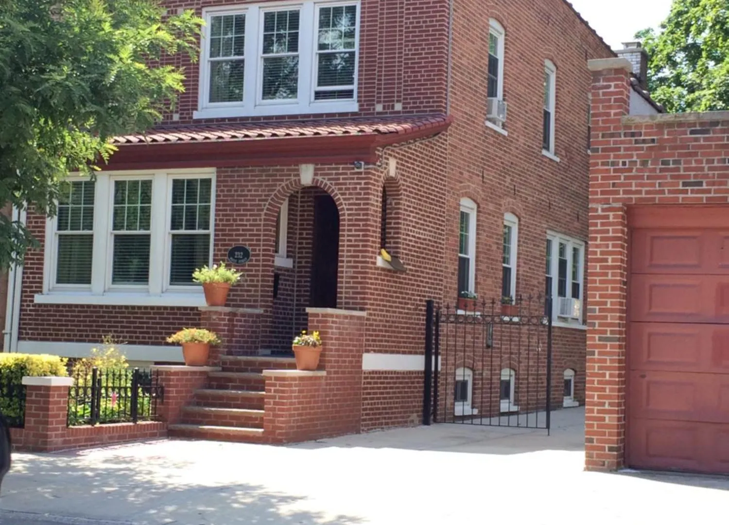 4 Bedroom, 2 Bath, King Beds, Outdoor Space, Grill, Free Parking, Nice Area 米国